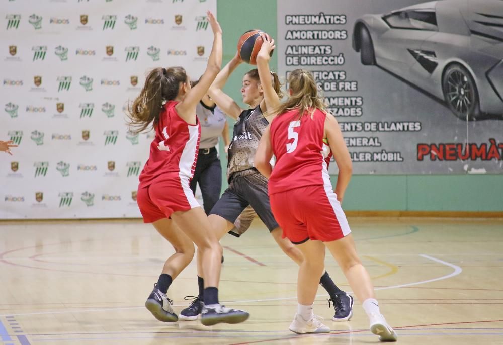 La Joviat de Gerard Barbé guanya amb contundència a la final femenina