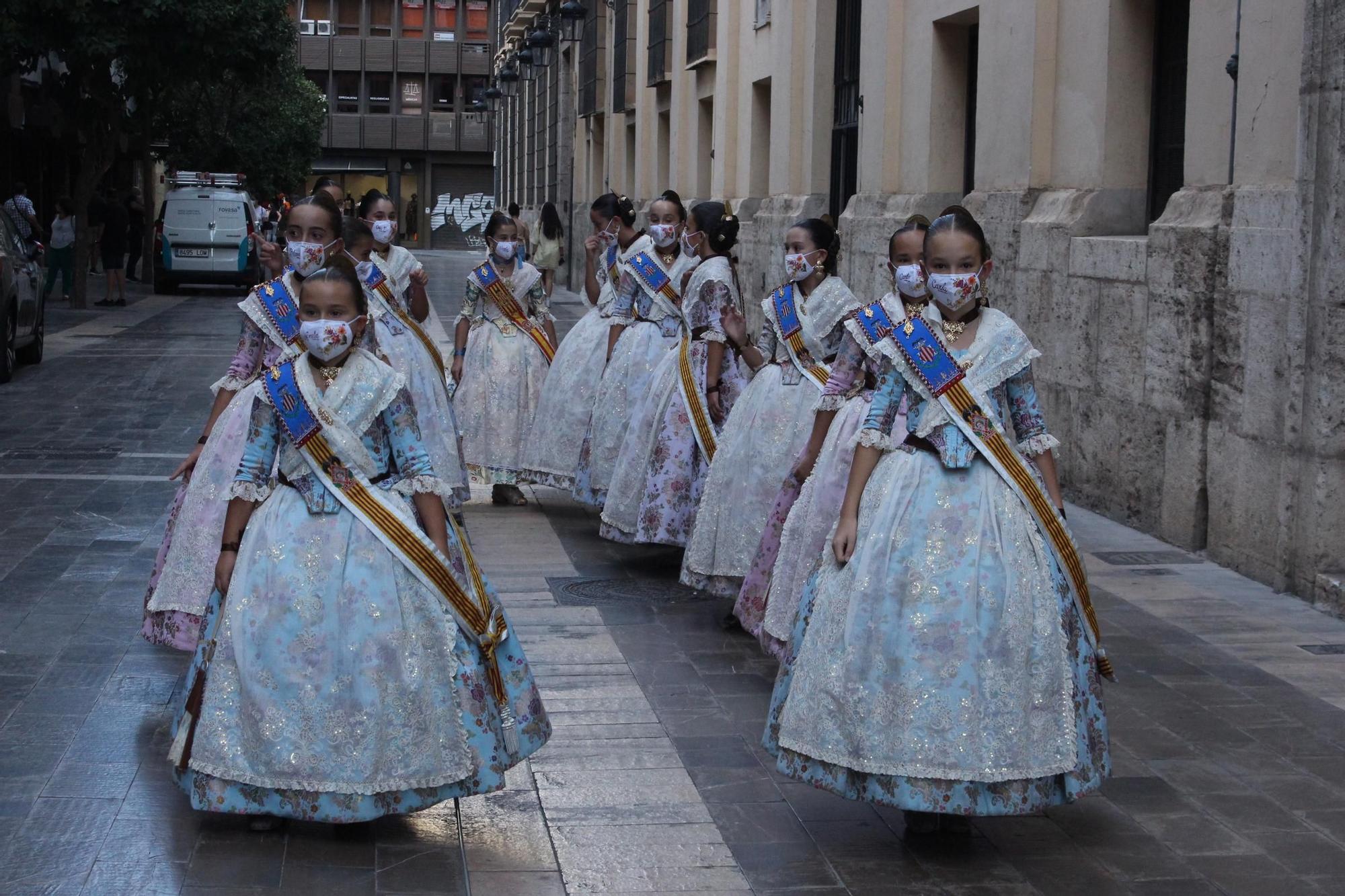 Todo preparado para la Imposición de Bandas a Falleras Mayores y Cortes de 2021