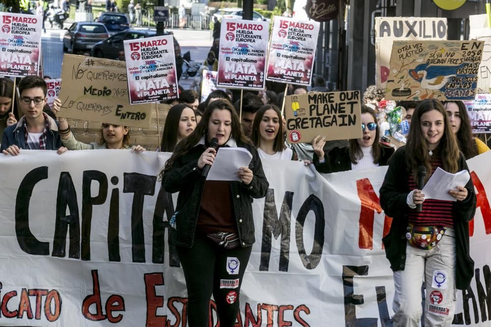 Protestas de estudiantes en Oviedo