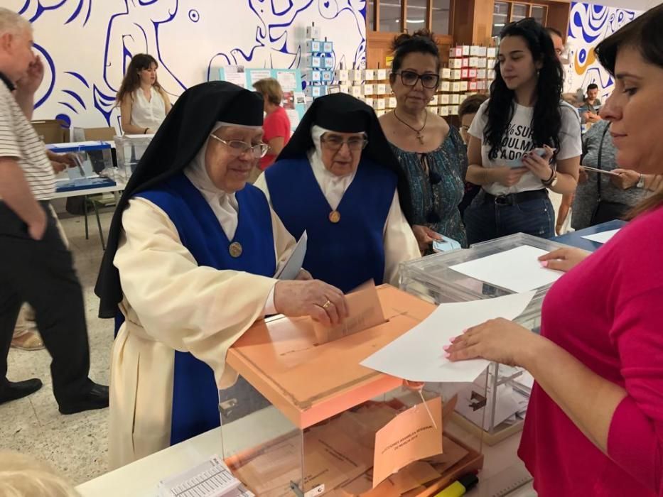 Las imágenes que nos dejan las elecciones autonómicas, europeas y municipales en la Región de Murcia