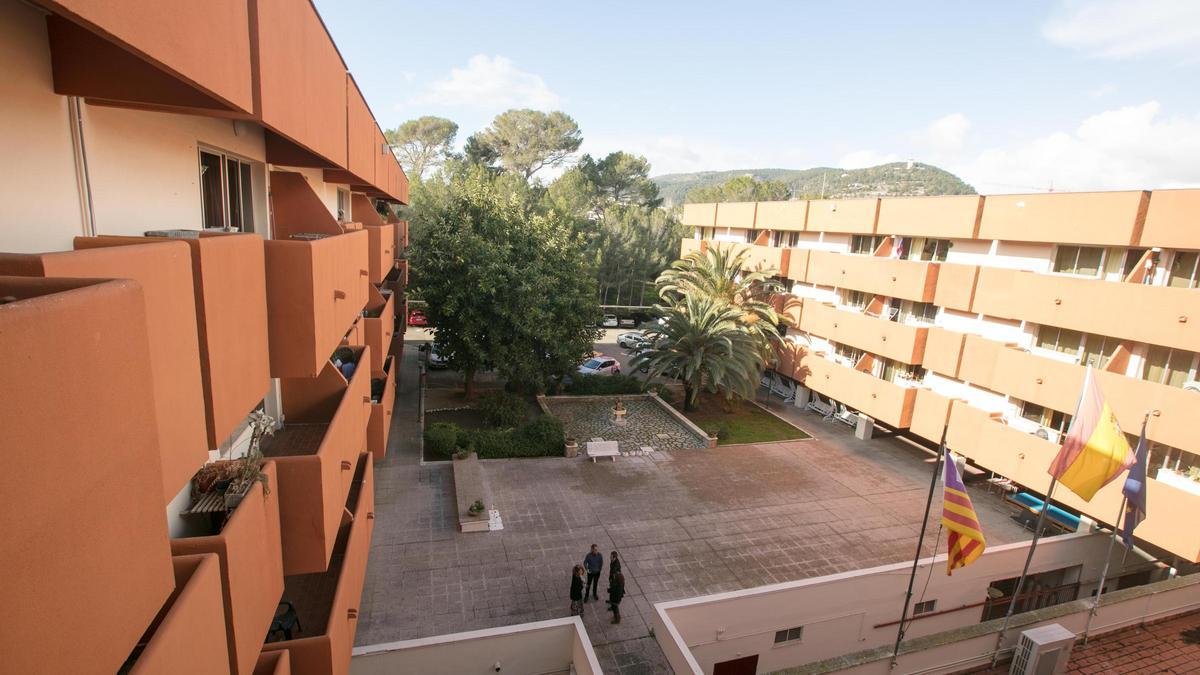 Imagen de la residencia La Bonanova desde el edificio principal