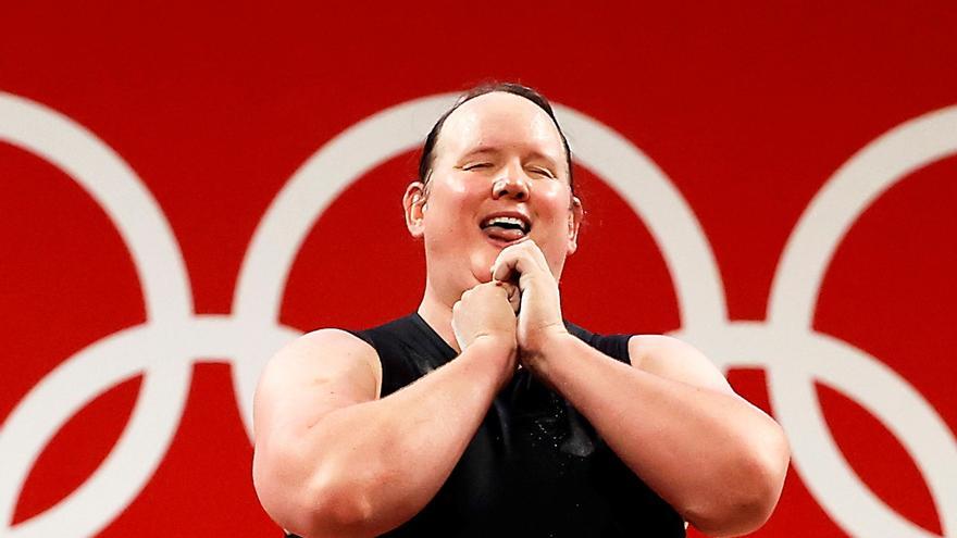 Hubbard, primera atleta transgénero en los JJOO está "profundamente agradecida"