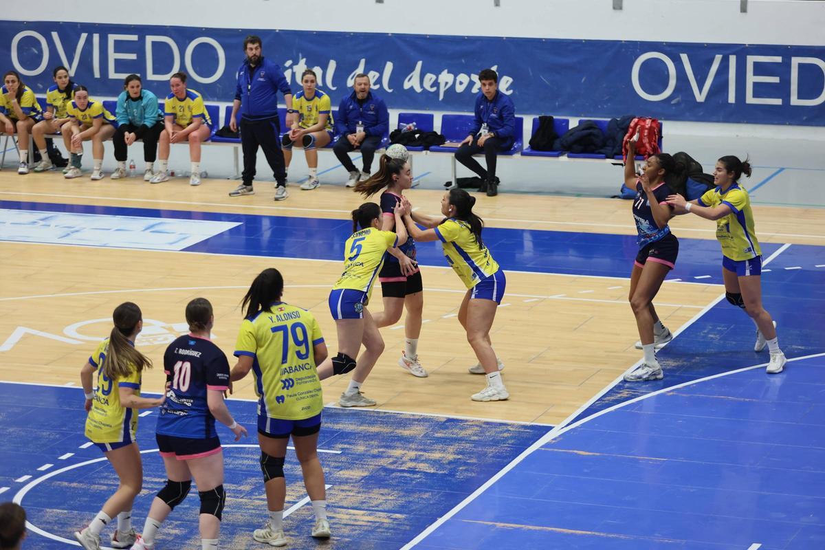 Un partido anterior del Carballal.