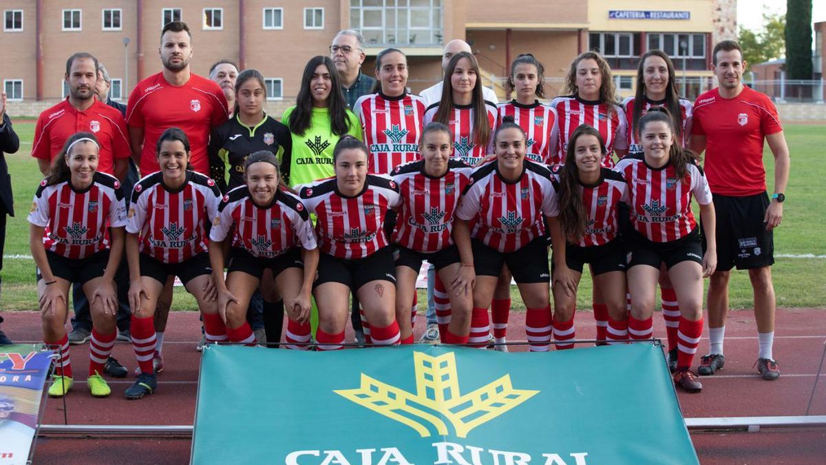 Primer plantel del ZCF Amigos del Duero que competirá este curso en la Liga Gonalpi. | Ana Burrieza