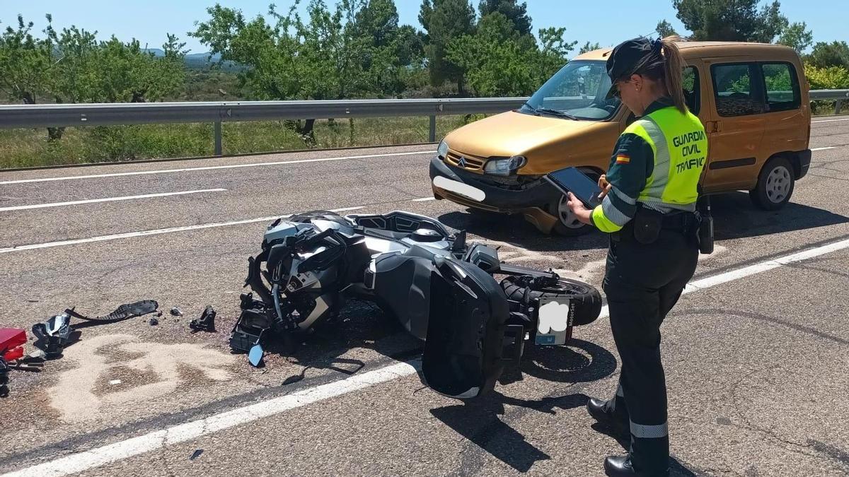 El accidente ha tenido lugar en el término municipal de Valdealgorfa.