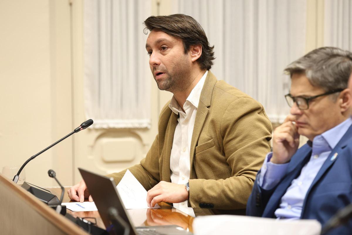 Andrés Ruiz durante la comisión.