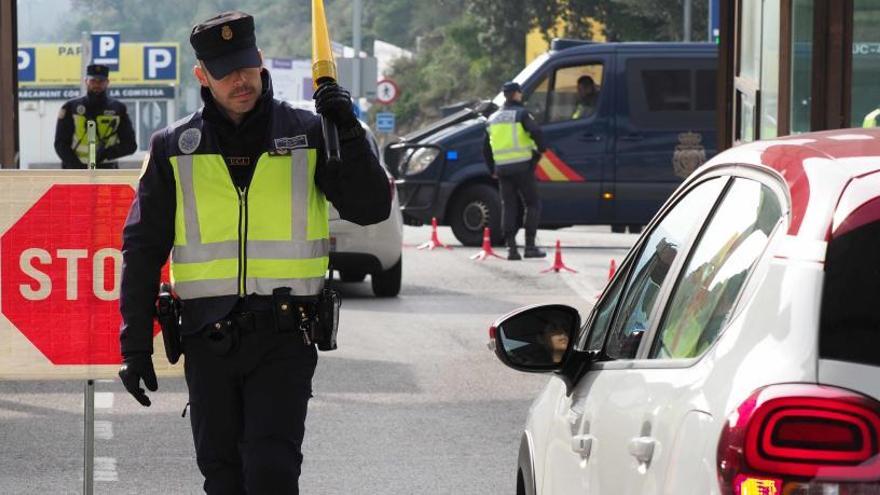 Imatge d&#039;un control policial a La Jonquera