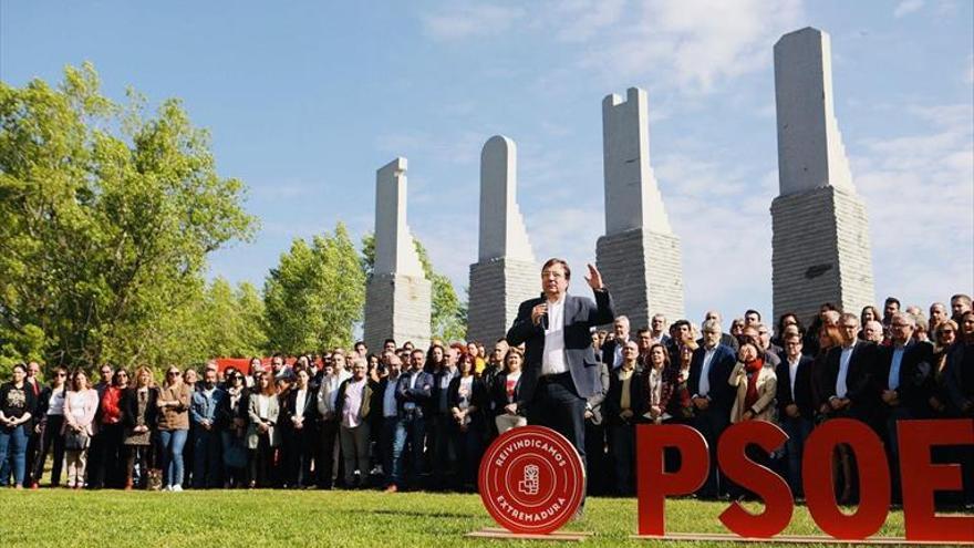 Vara apela con sus candidatos «al PSOE de siempre» para ganar las elecciones