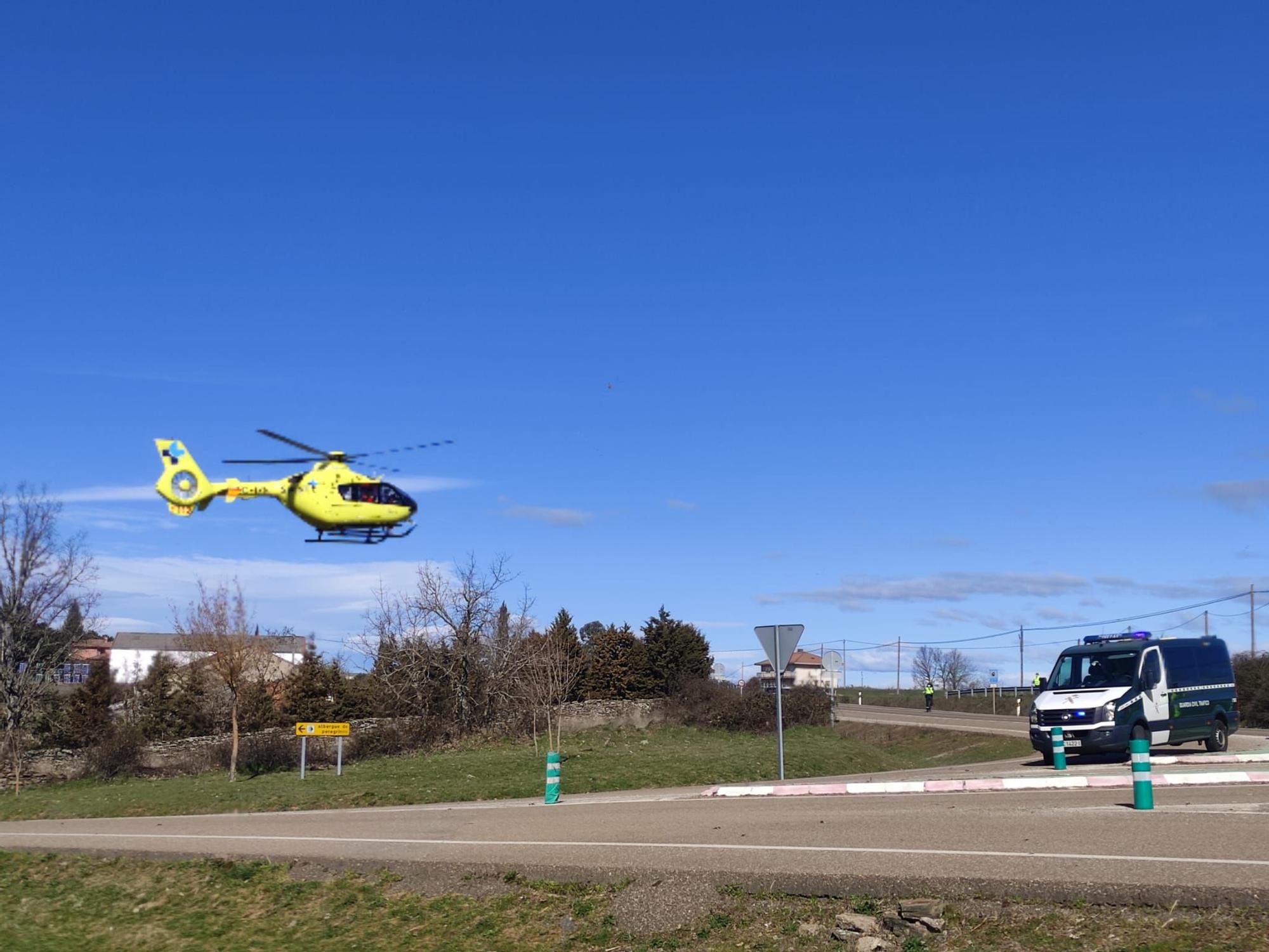 GALERÍA | Accidente en Alcañices durante el traslado de mayores a vacunarse