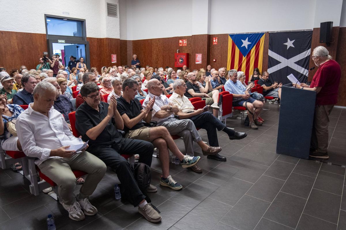 Així va ser l'acte en homenatge al mossèn Armengou