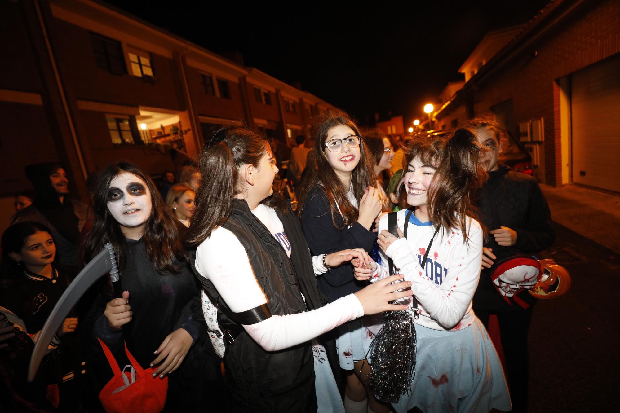 EN IMÁGENES: La Fresneda, a la calle para celebrar Halloween