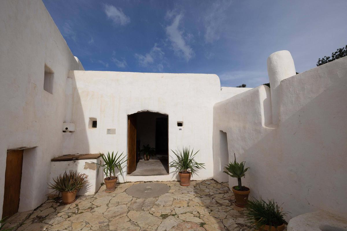 Visita guiada al entorno de Can Planetes en Santa Eulària