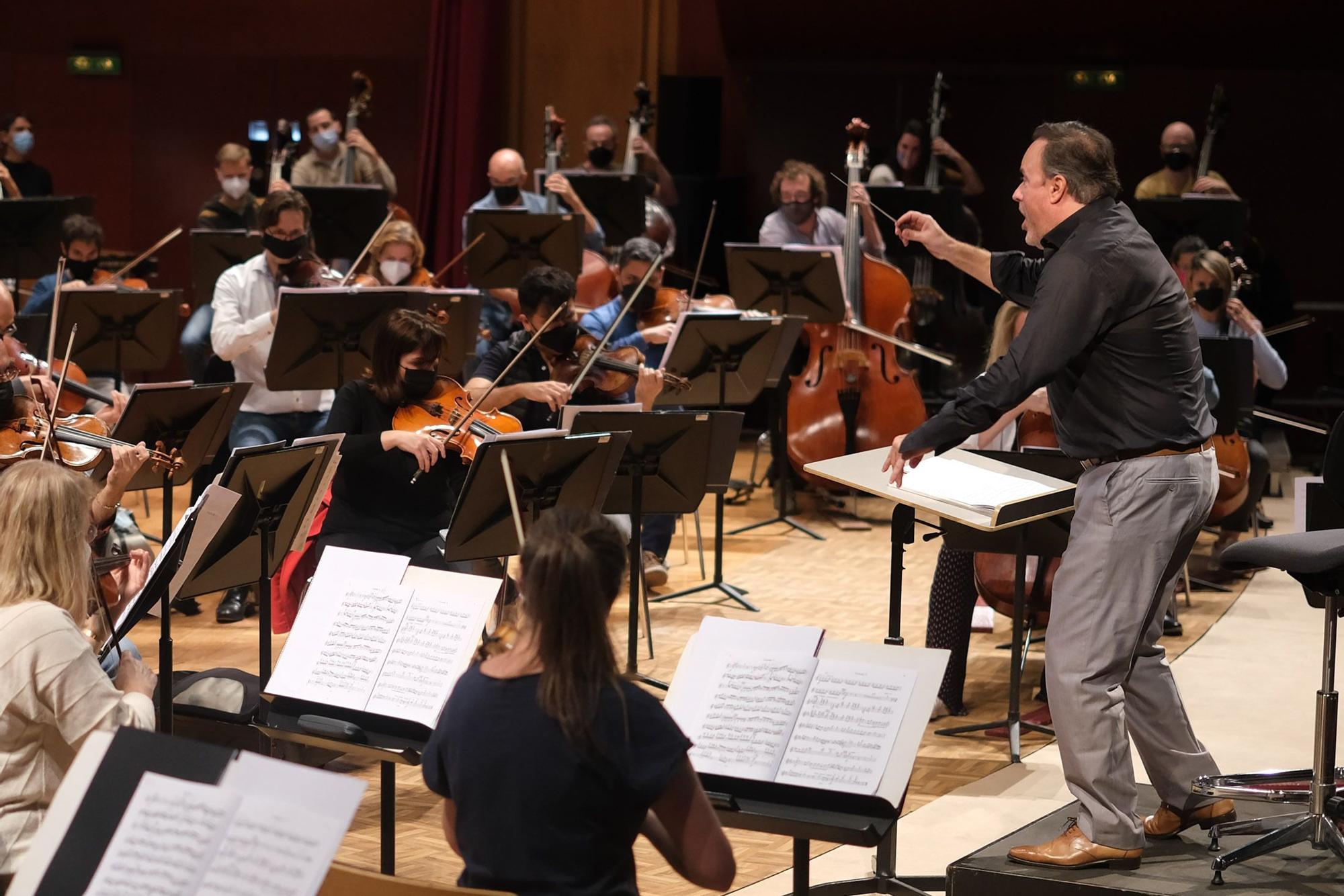 Presentación de los conciertos de la Orquesta Filarmónica de Gran Canaria en el Festival de Música de Canarias