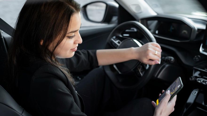 Una conductora de Uber se vuelve viral tras mostrar el mensaje de uno de sus clientes: &quot;No es muy grande&quot;