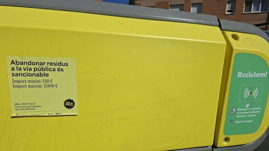 Multes de fins a 3.000 euros a Manresa per deixar bosses fora del contenidor
