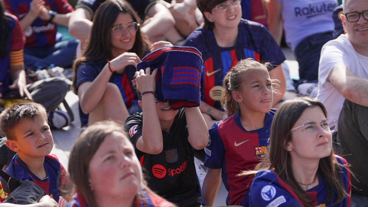 Ambiente en Barcelona por la  final de la Champions femenina Barça-Arsenal