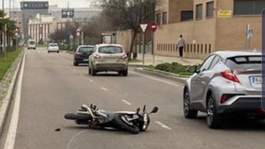 Un motorista de 62 años fallece en Badajoz tras sufrir un accidente en la avenida de Elvas