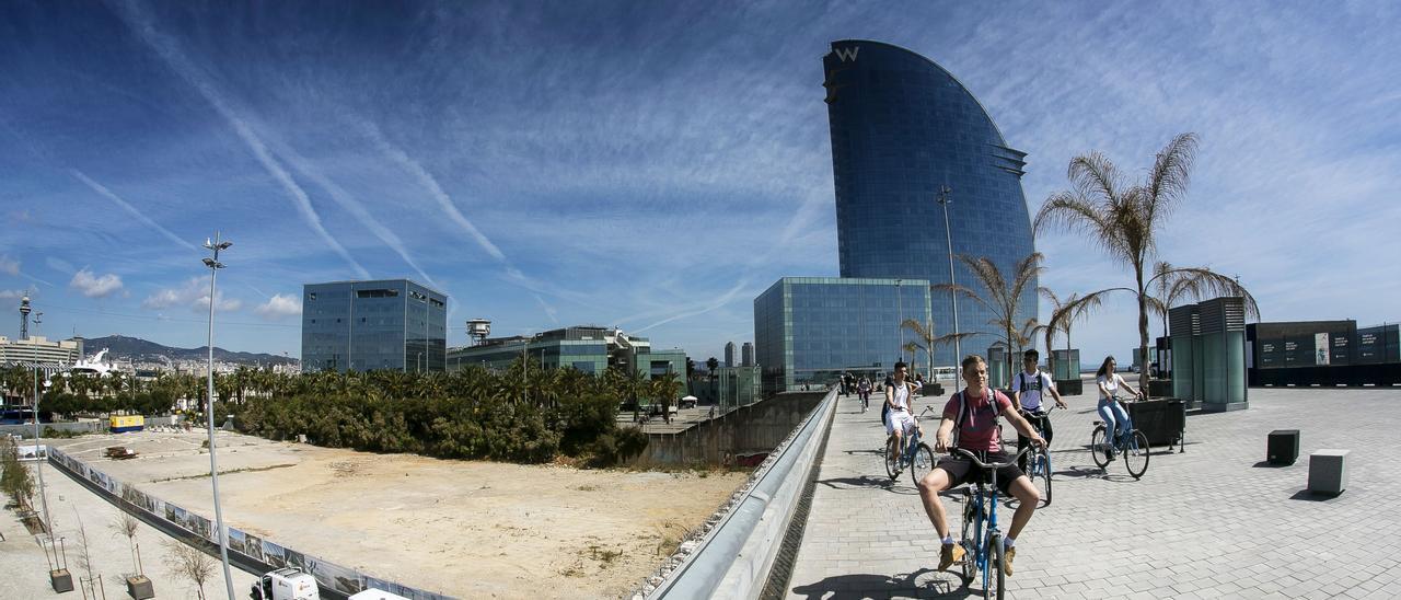 Terrenos donde estaba prevista la construcción del Museo Hermitage Barcelona.