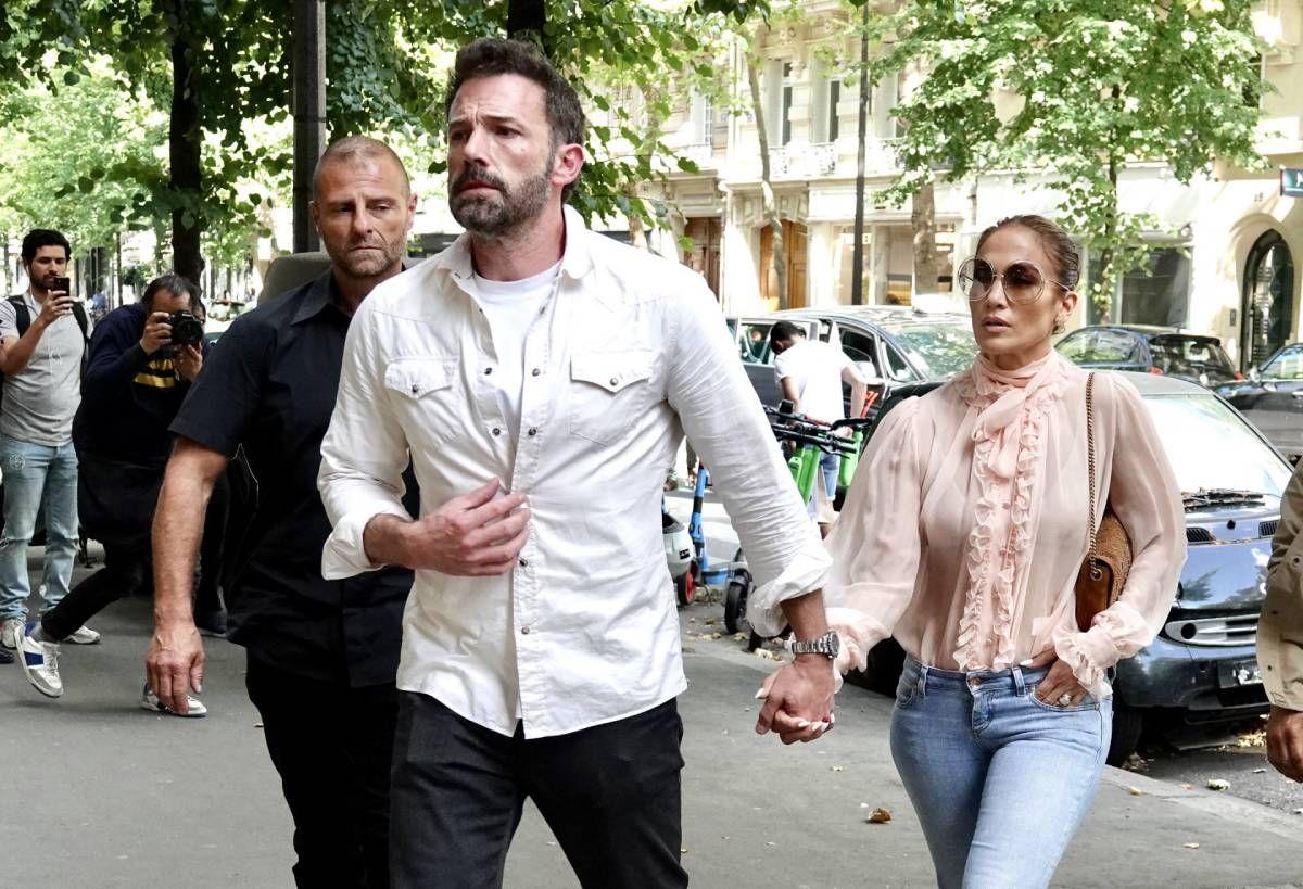 Jennifer Lopez y Ben Affleck en su luna de miel en París