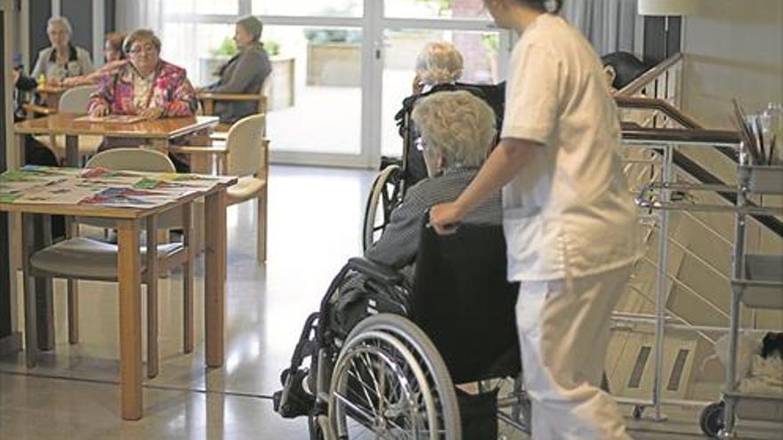 CSIF denuncia la carencia de personal del Sepad en las residencias de mayores