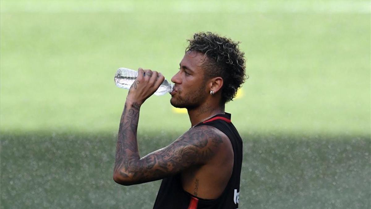 Neymar tiene que decidirse