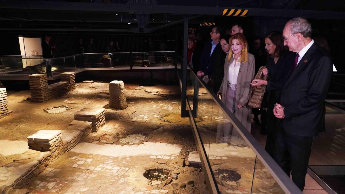 Sale a la luz un barrio de la Malaca romana bajo el Carmen Thyssen tras dos décadas de trabajos