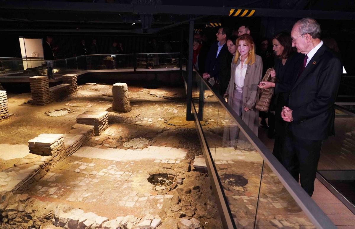 Sale a la luz un barrio de la Malaca romana bajo el Carmen Thyssen tras dos décadas de trabajos