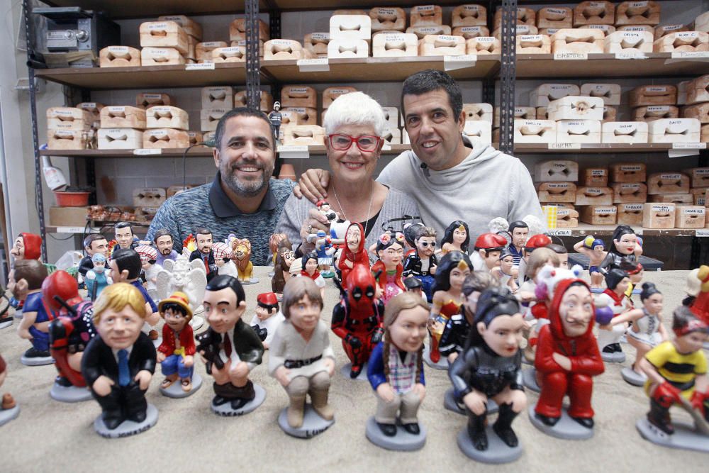 Les dones marquen els nous models de caganers