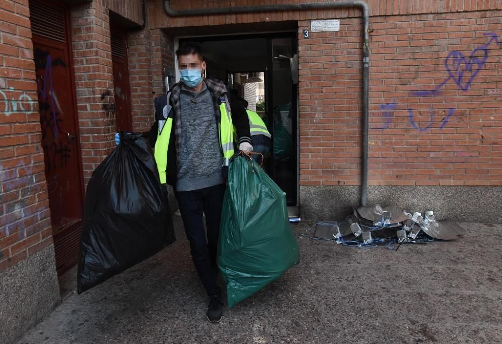 Hallan 300 plantas de marihuana en una casa del barrio del Infante de Murcia