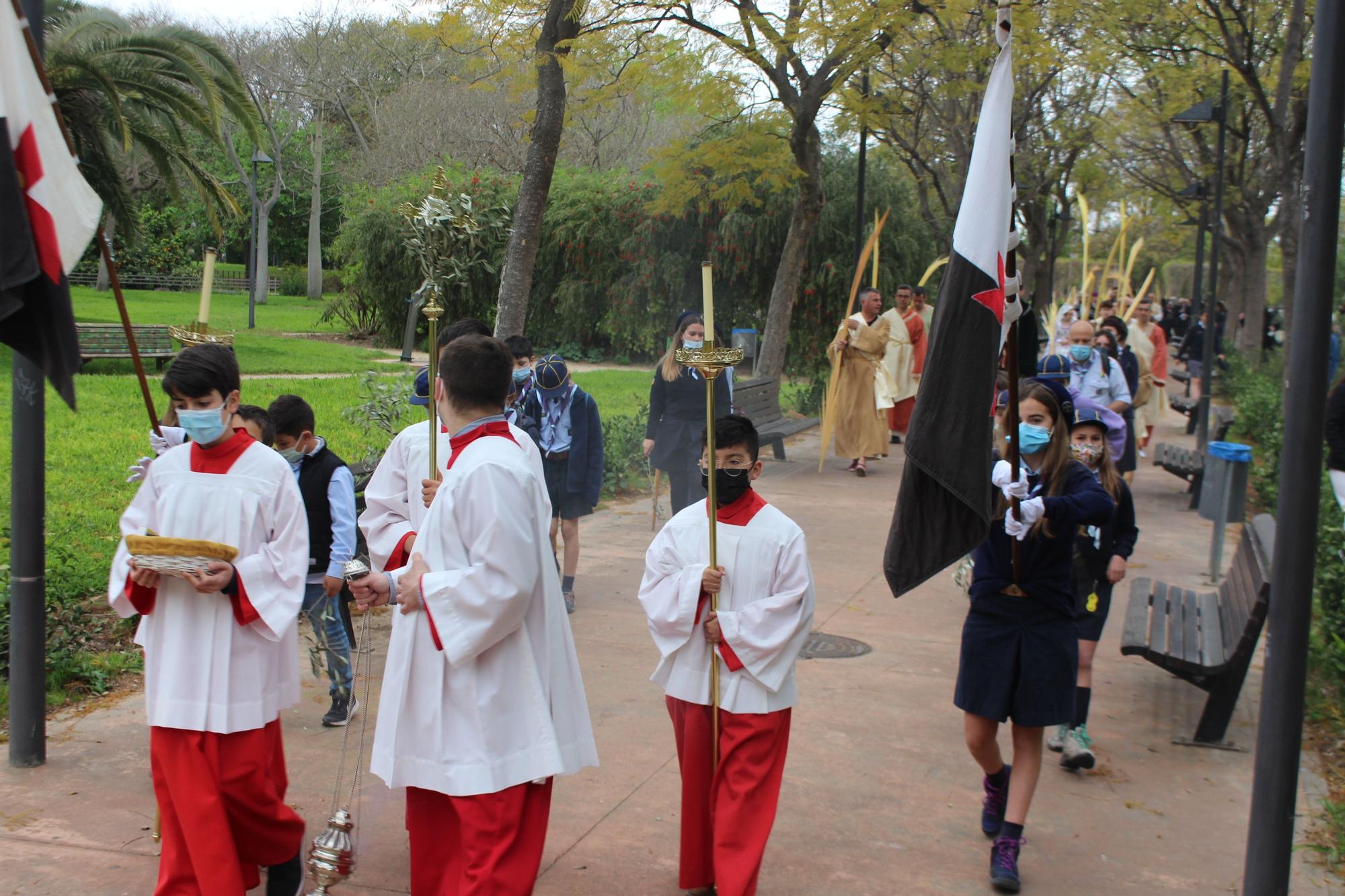 Domingo de Ramos en Beniferri con la burrita "Matilde"