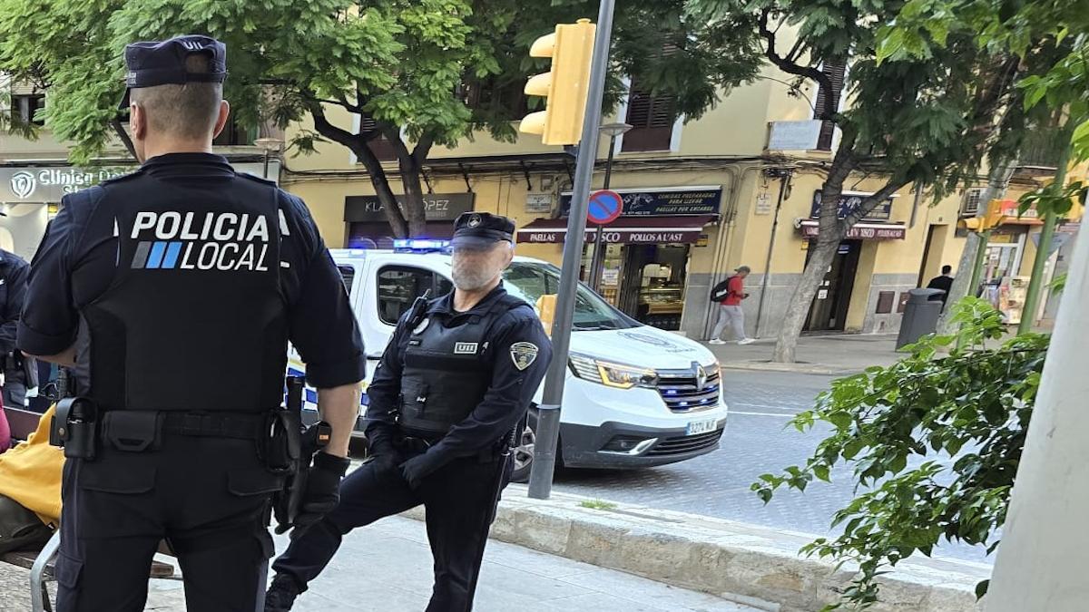 La Policía Local detuvo al sospechoso.