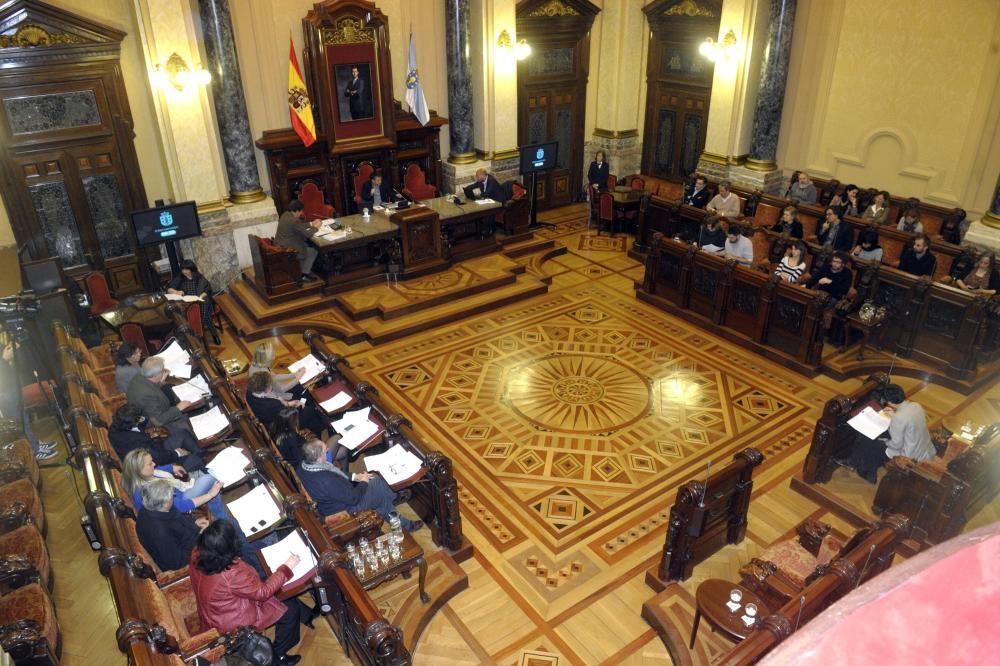 El pleno vota a favor de que Defensa devuelva grat