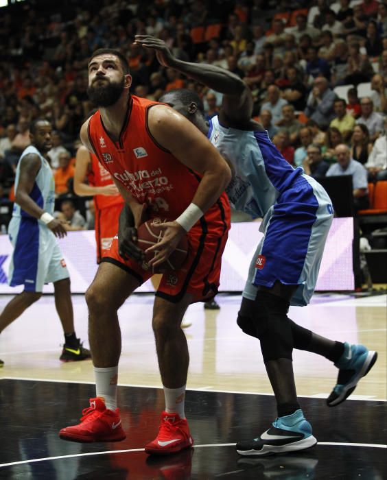 Las mejores imágenes del Valencia Basket - Estudiantes de pretemporada