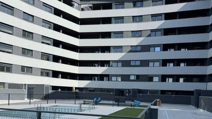 Buenas noticias para los futuros vecinos de un edificio de la avenida Cataluña: la entrega de llaves, más cerca