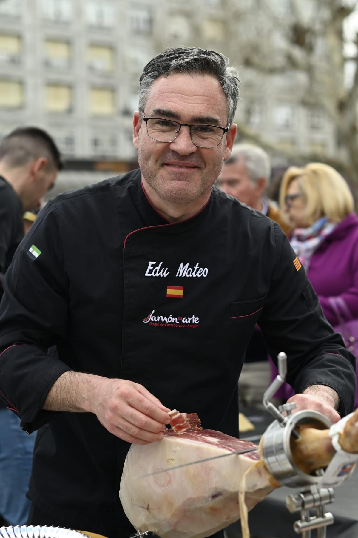 Edu Mateo, el cortador de jamón zaragozano