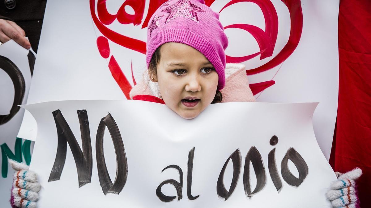 Imagen de archivo de una manifestación contra la intolerancia, en Valencia.