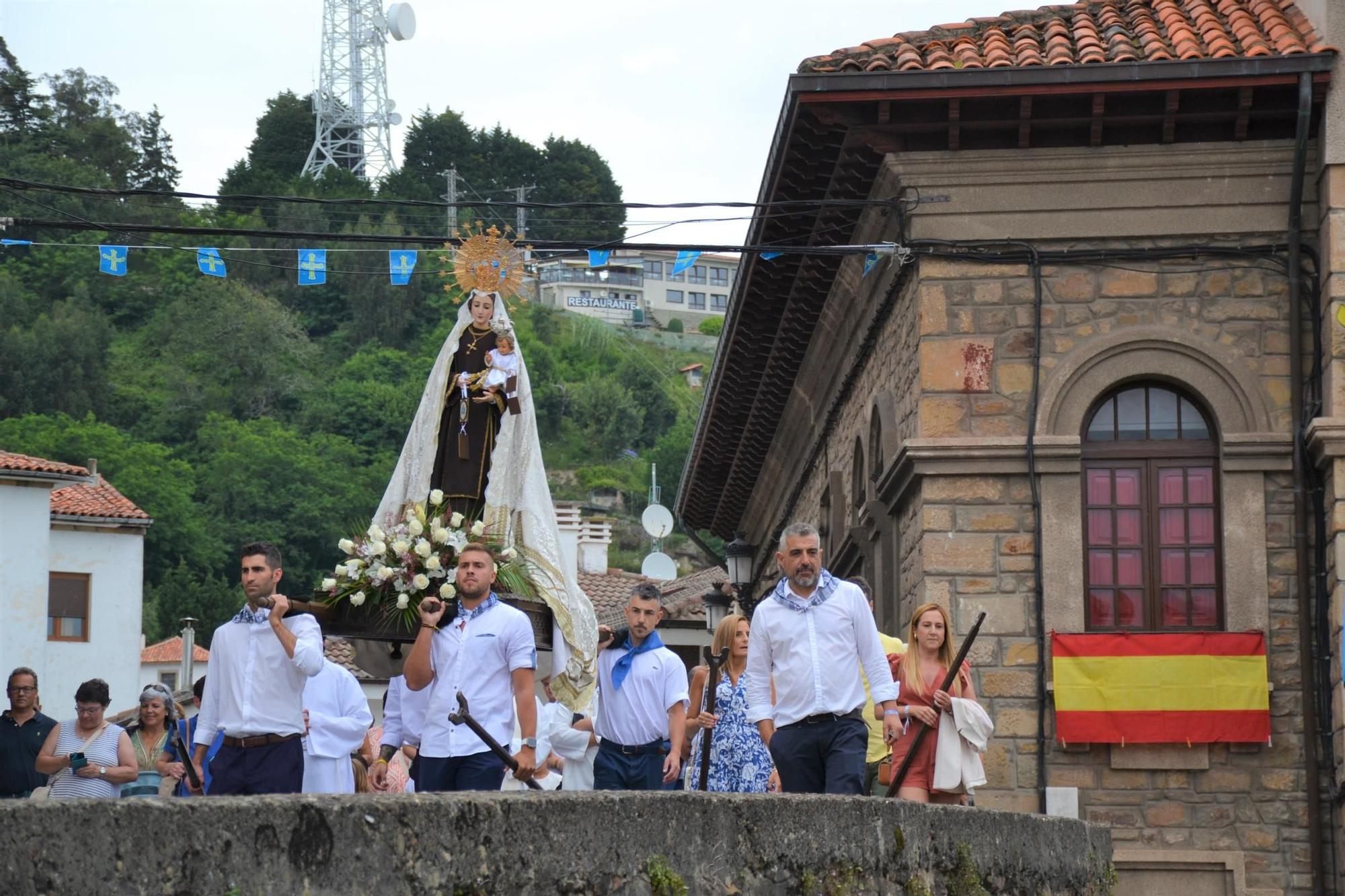 Lastres celebró la Virgen del Carmen
