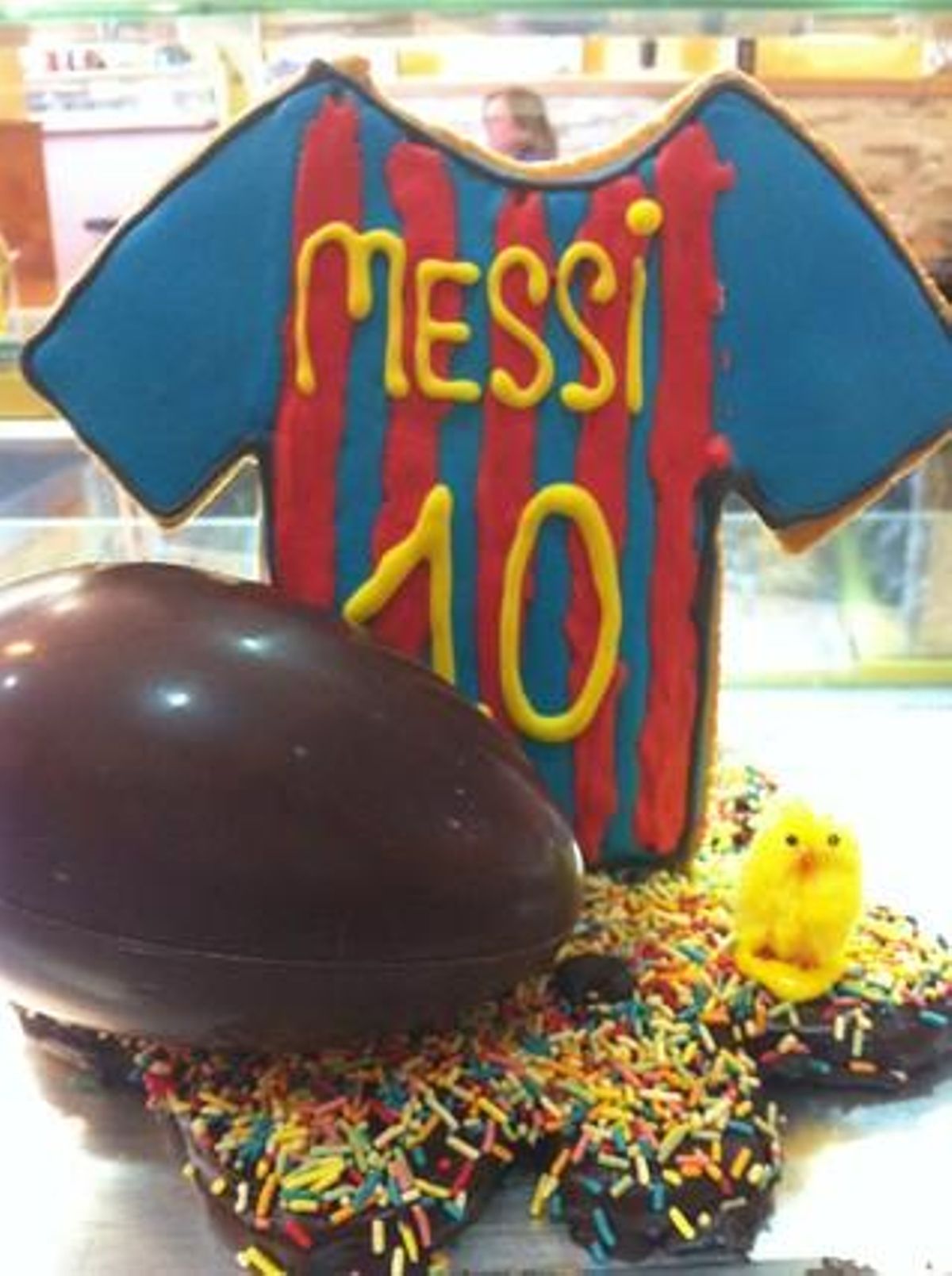 Mona totalment artesanal de galeta i xocolata de la samarreta de Messi.
