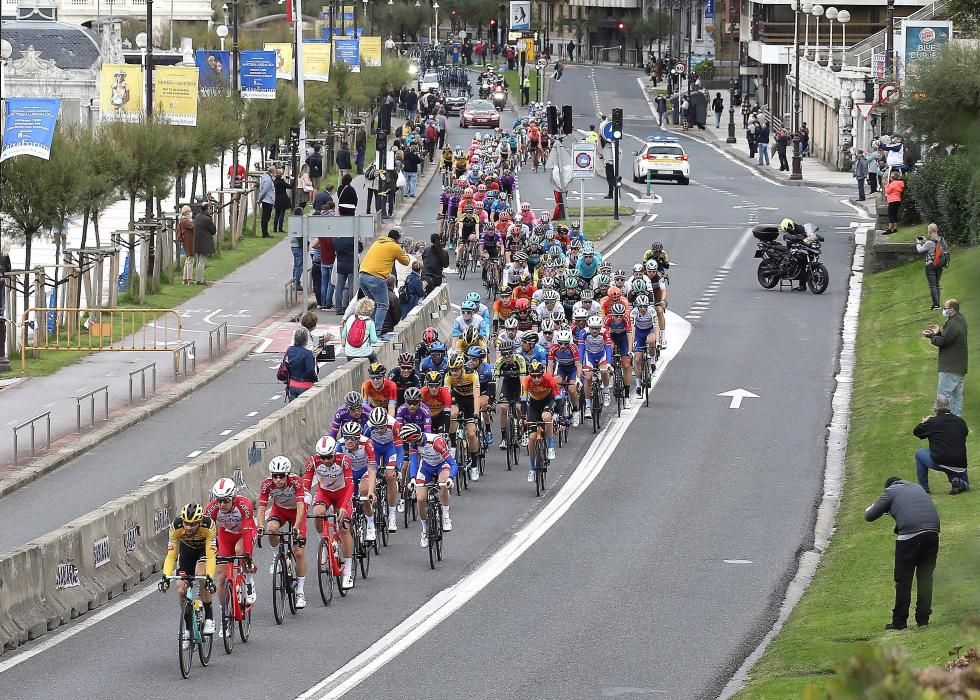 Las imágenes de la 1ª etapa de la Vuelta a España.