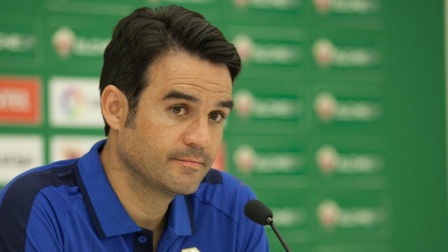 Alberto Toril durante una rueda de prensa