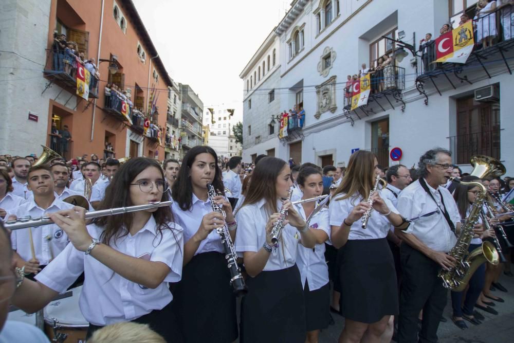 Entrada de Bandes de les festes de Moros i Cristians d'Ontinyent 2019