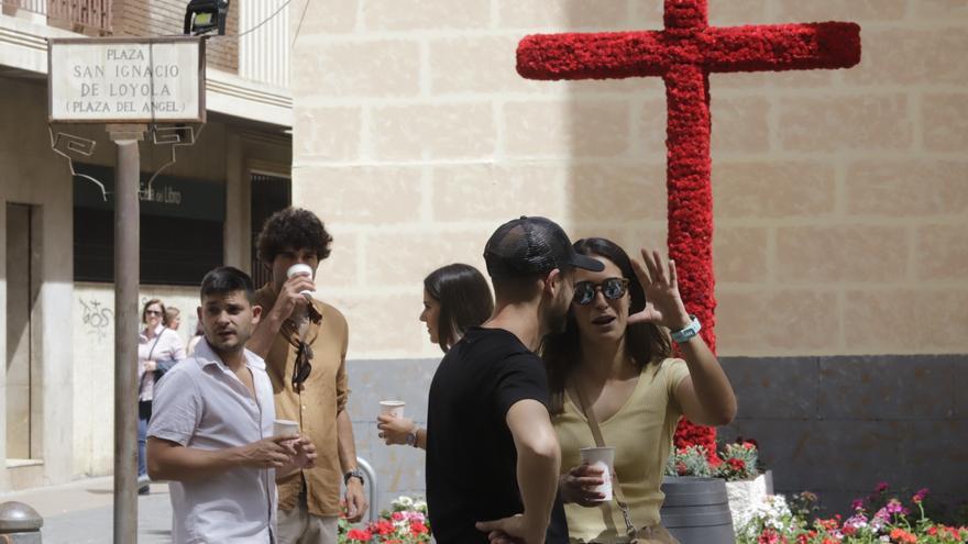 El Ayuntamiento de Córdoba autoriza una fiesta en San Hipólito durante las cruces