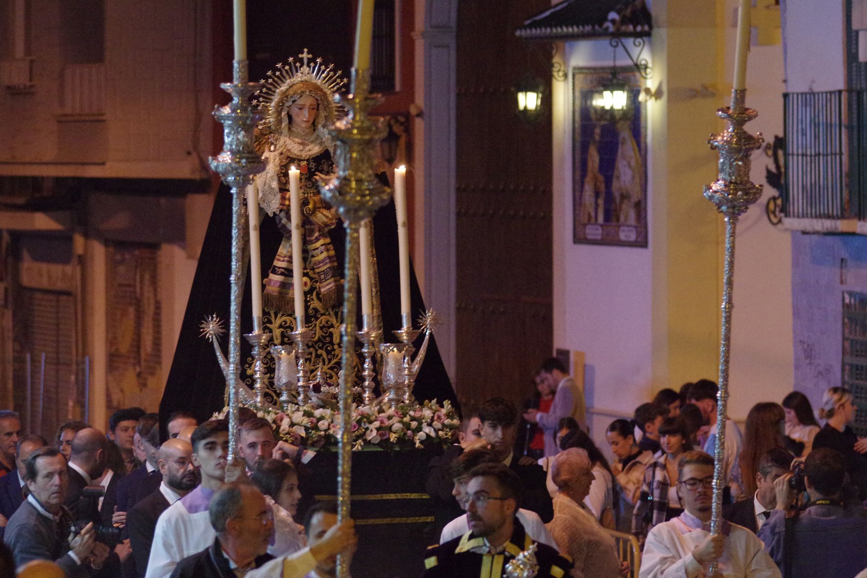 Rosario vespertino de la Virgen de Consolación y Lágrimas