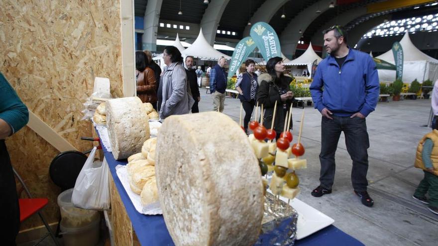 Uno de los puestos de venta de queso.