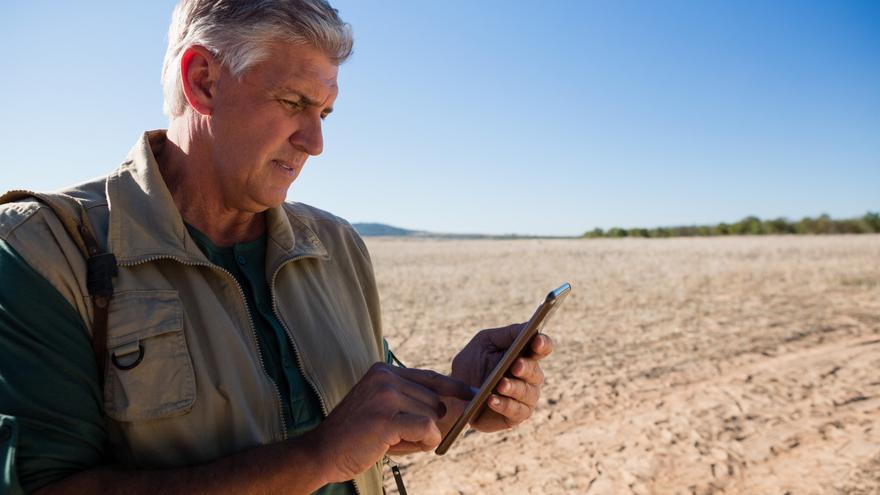 ¿En qué se diferencia una conexión a internet en la ciudad de una propia de zonas rurales?