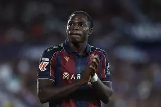 Guiño de Etta Eyong al Barça