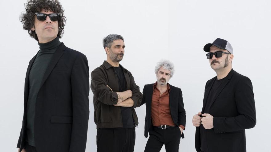 El último álbum de León Benavente se llama 'Nueva sinfonía sobre el caos'.