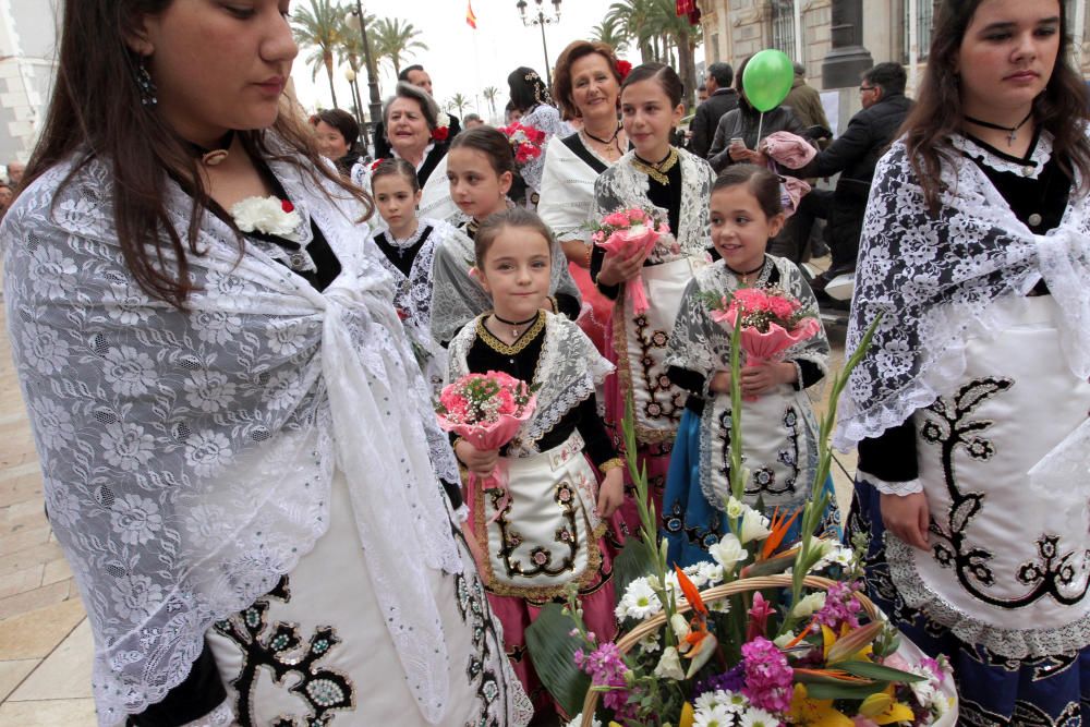 Ofrenda floral a la Virgen de la Caridad de Cartagena