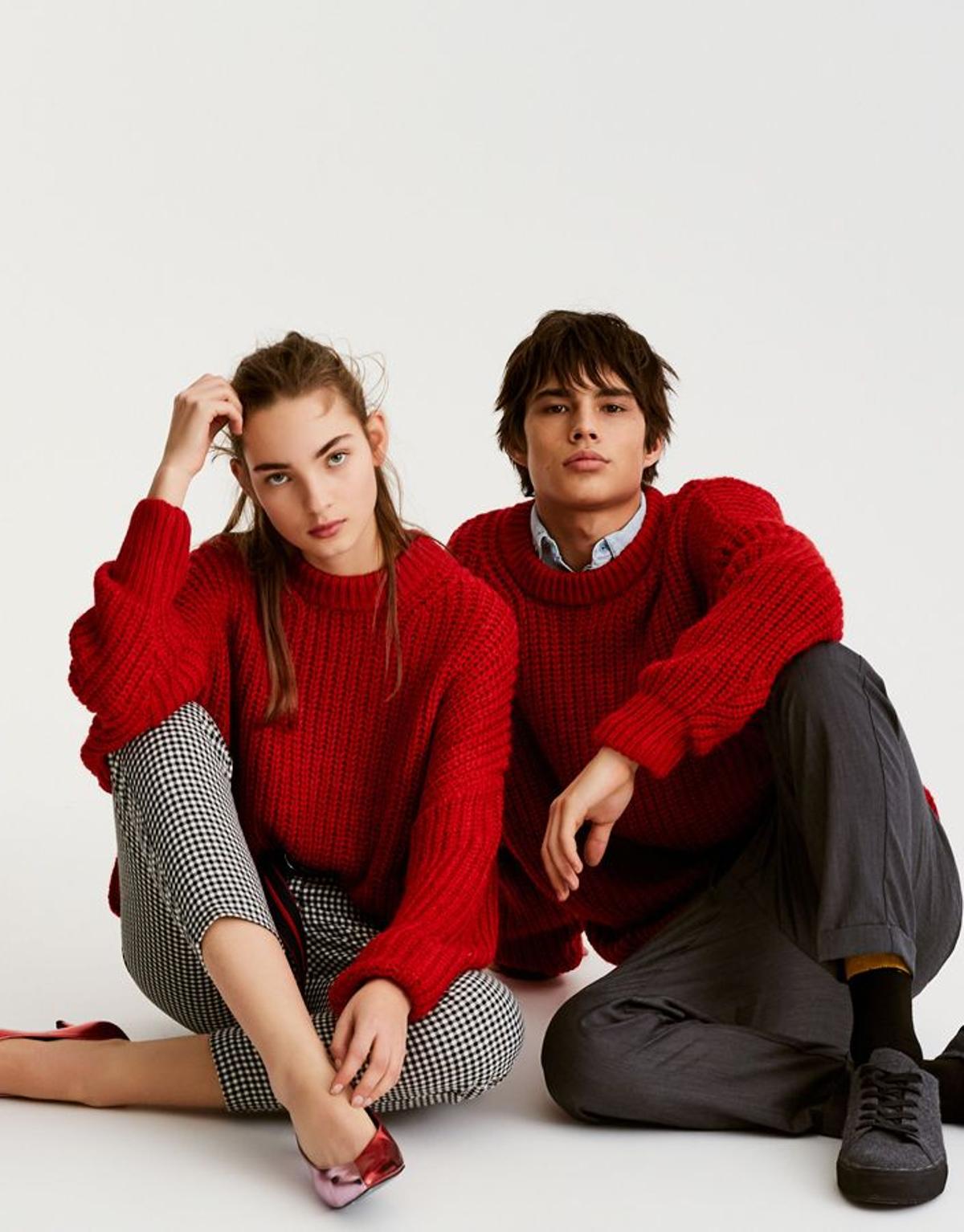 Colección 'unisex' de Pull&amp;Bear: jersey de punto rojo