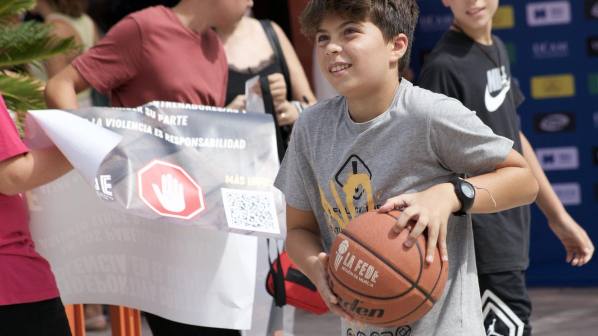 Fan Zone de la Supercopa en la Redonda de Murcia